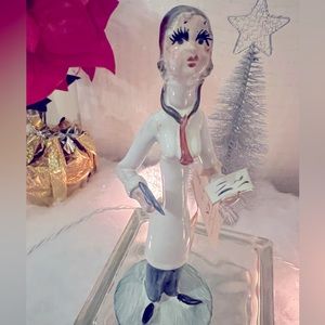 NWT..SIGNED..”CESARE POLI” CERAMIC FEMALE DOCTOR HANDSCULPT/PAINTED FIGURE ITALY